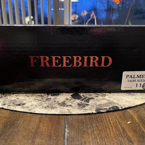 Freebird Men's Tan Chelsea Boots - Picture 3 of 7